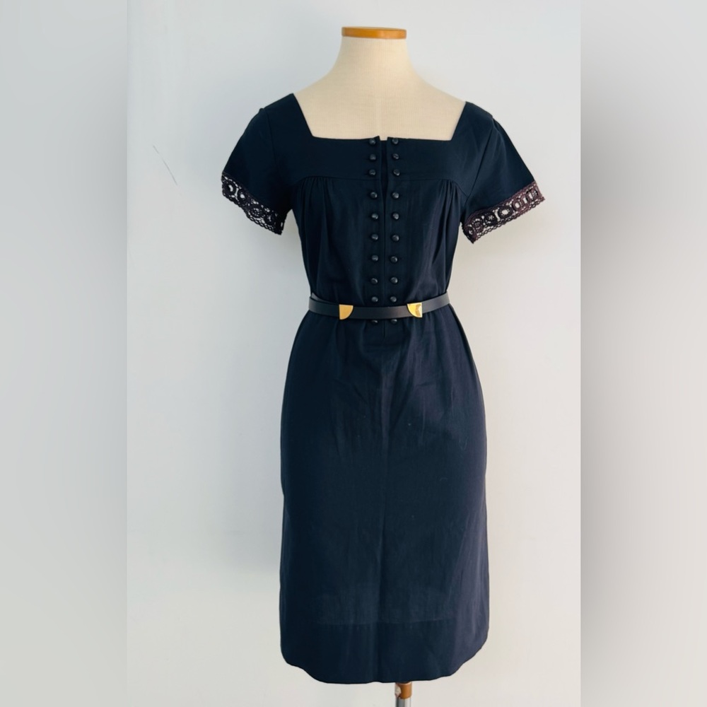 Laundry : LBD Shift Dress